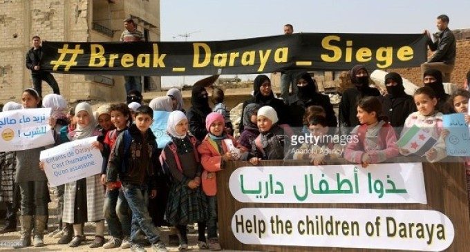 Western powers condemn Darayya's bombing by Assad regime