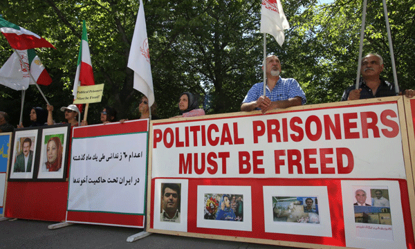 Protest in Canada: No to executions and torture in Iran