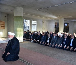 Syria's president Bashar al-Assad(4th R), prays at a mosque in a Damascus suburb of Daraya, Syria in this handout picture provided by SANA on September 12, 2016. SANA/Handout via REUTERS ATTENTION EDITORS - THIS PICTURE WAS PROVIDED BY A THIRD PARTY. REUTERS IS UNABLE TO INDEPENDENTLY VERIFY THE AUTHENTICITY, CONTENT, LOCATION OR DATE OF THIS IMAGE. FOR EDITORIAL USE ONLY. TPX IMAGES OF THE DAY