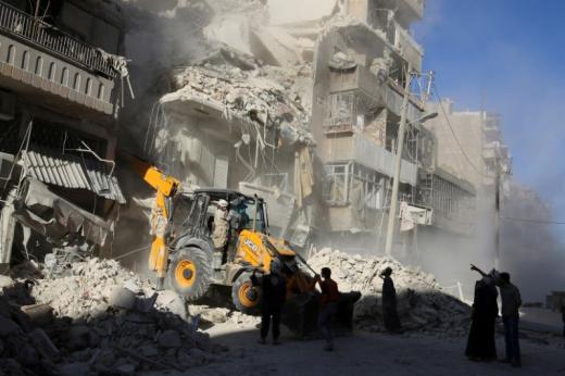 Turkey condemns Assad regime's brutal airstrikes on Aleppo