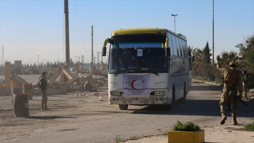 Syria: Second stage of civilians displacement in Homs' al-Waer resumed